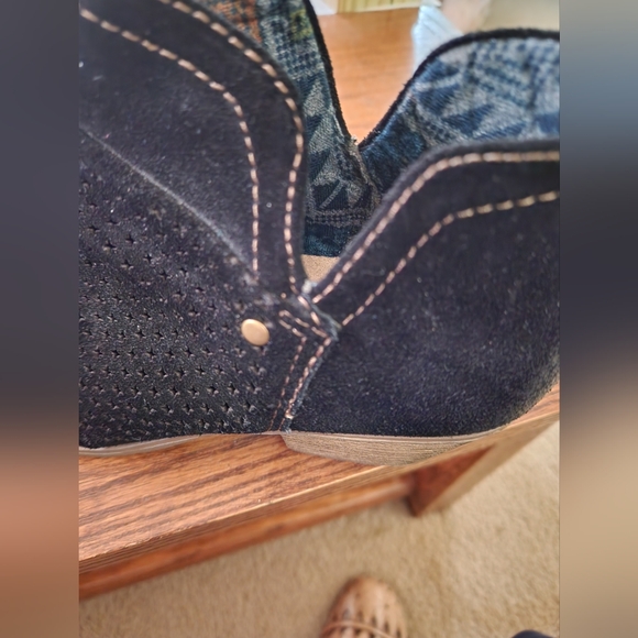 Women's Black Suede Ankle Boots - Picture 2 of 6